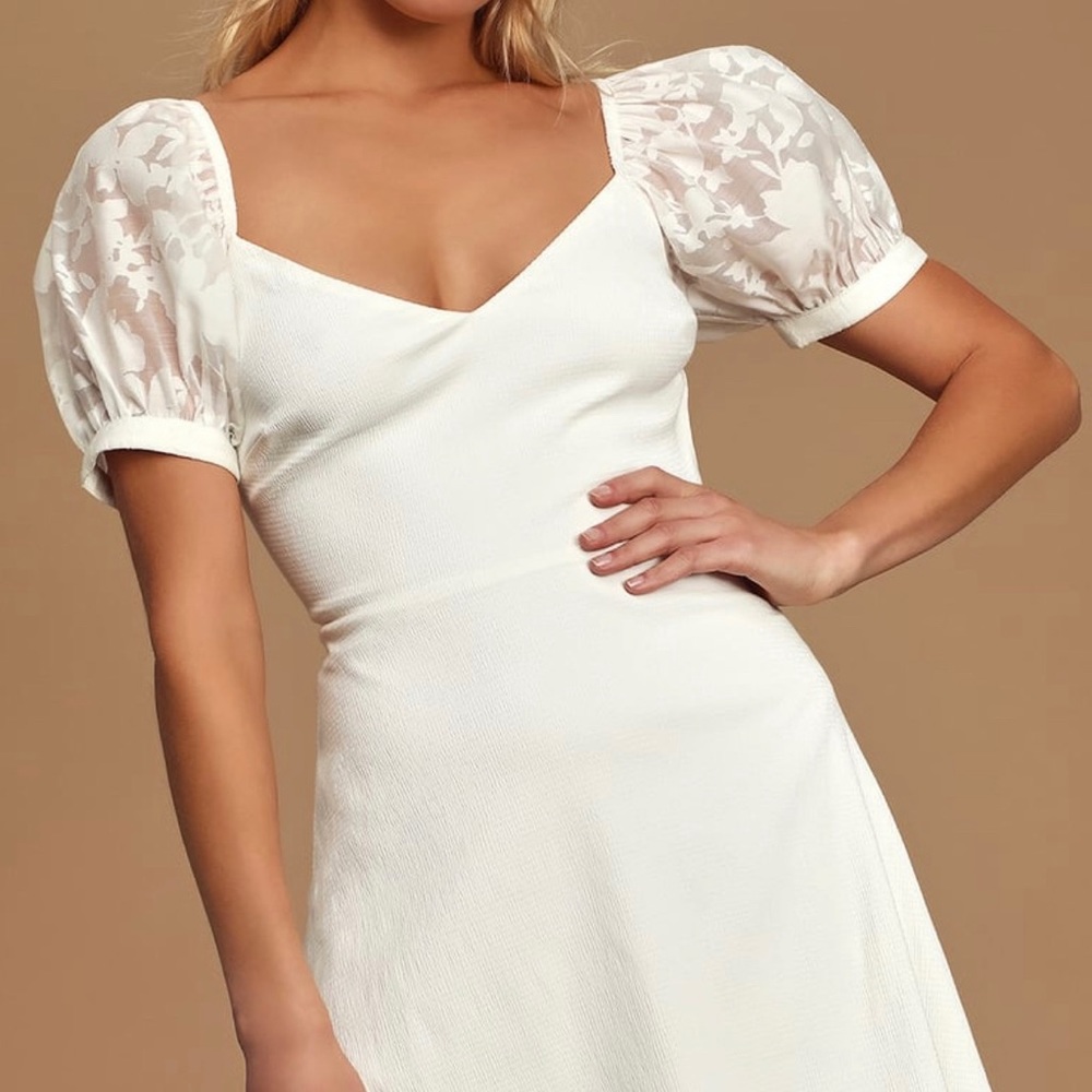 White Lulus dress
